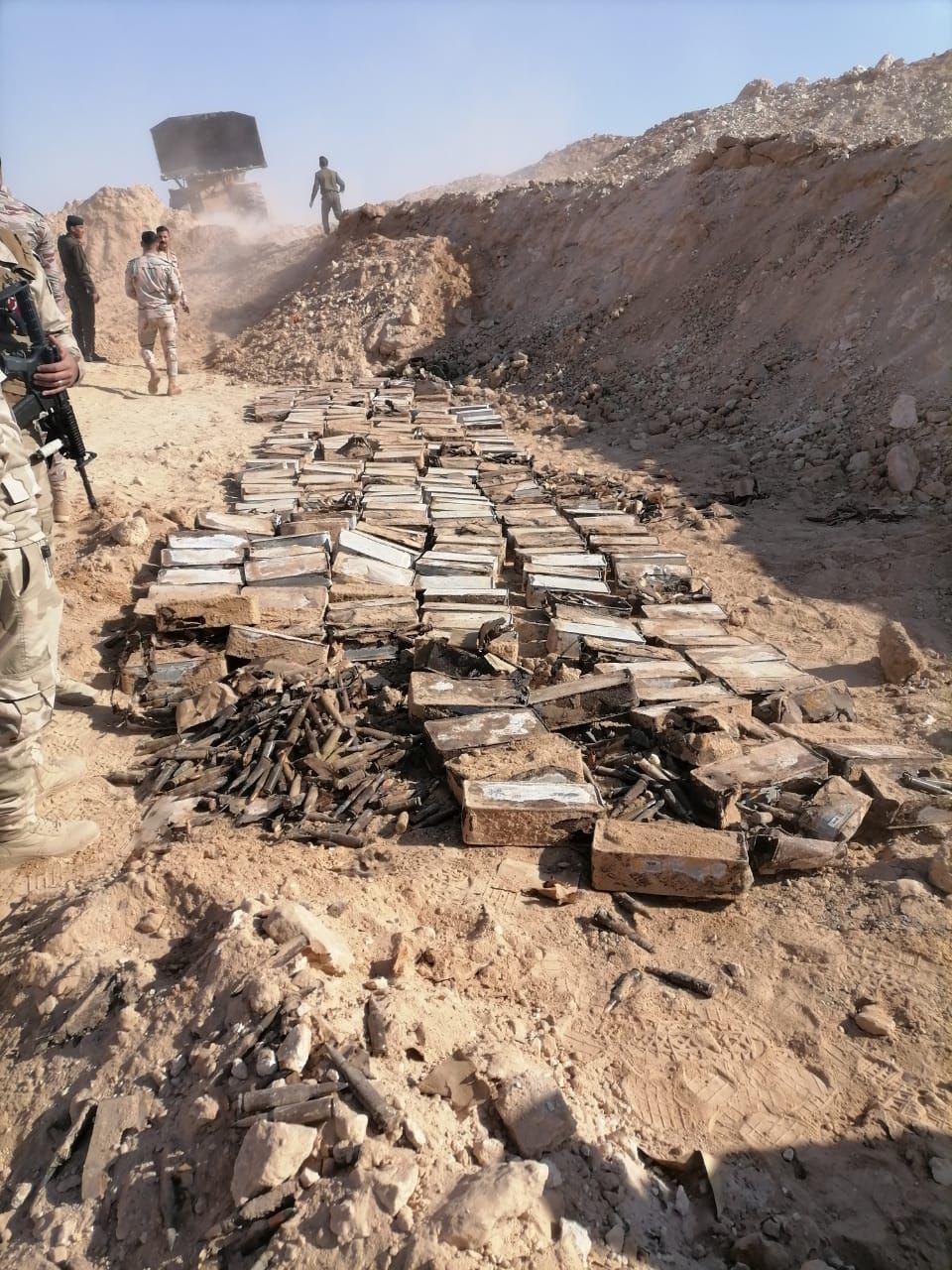 ضبط كدس عتاد من مخلفات عصابات داعش الإرهابية في محافظة الانبار