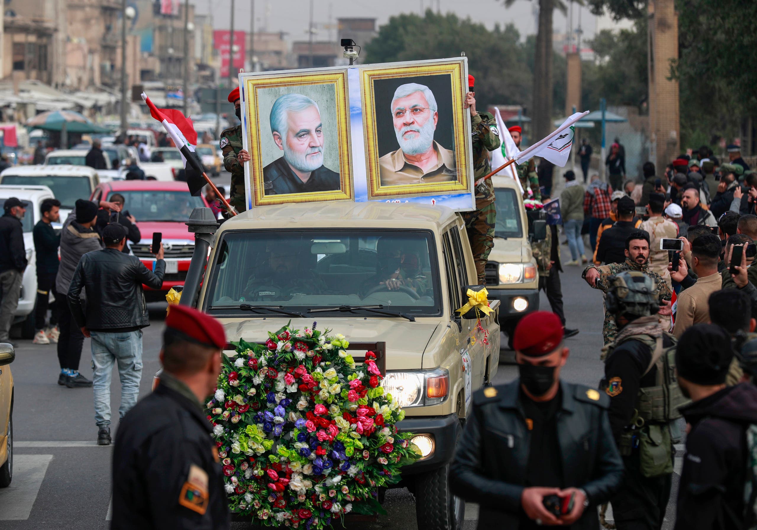 بلومبرغ: تصعيد الميليشيات في العراق يجبر بايدن على إعادة النظر في خياراته