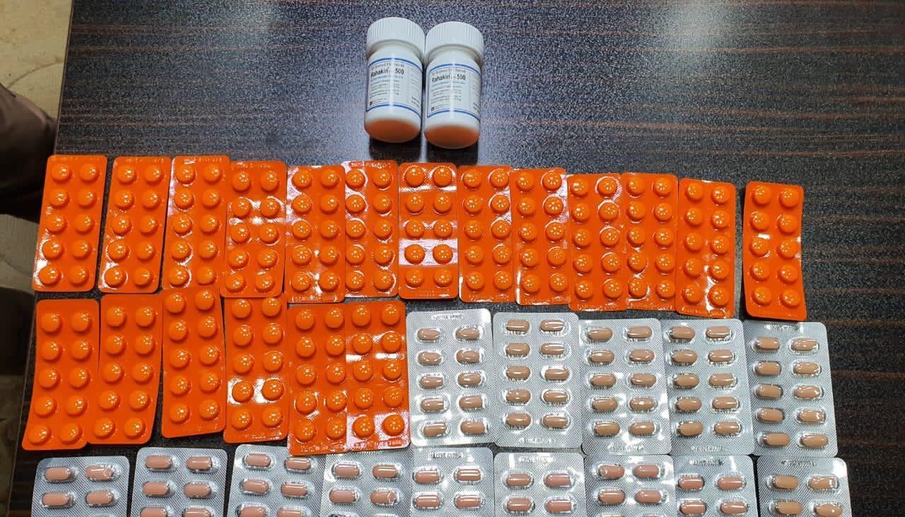 في ذي قار.. اعتقال معاون طبي وضبط كمية كبيرة من الحبوب المخدرة بحوزته