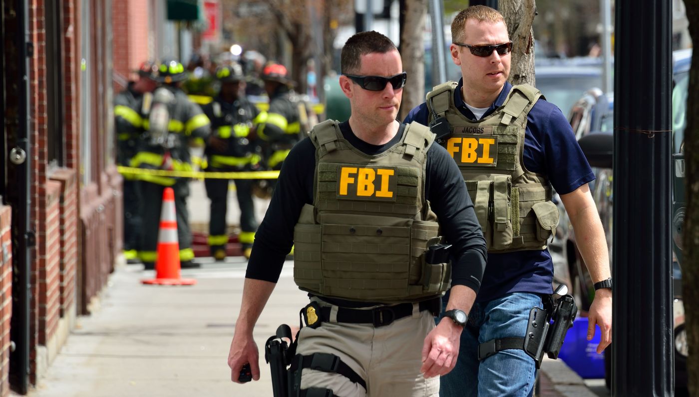 «إف بي آي» يبدأ تحقيقا حول تهديدات تفجيرية تلقتها جامعات ودور عبادة في أمريكا