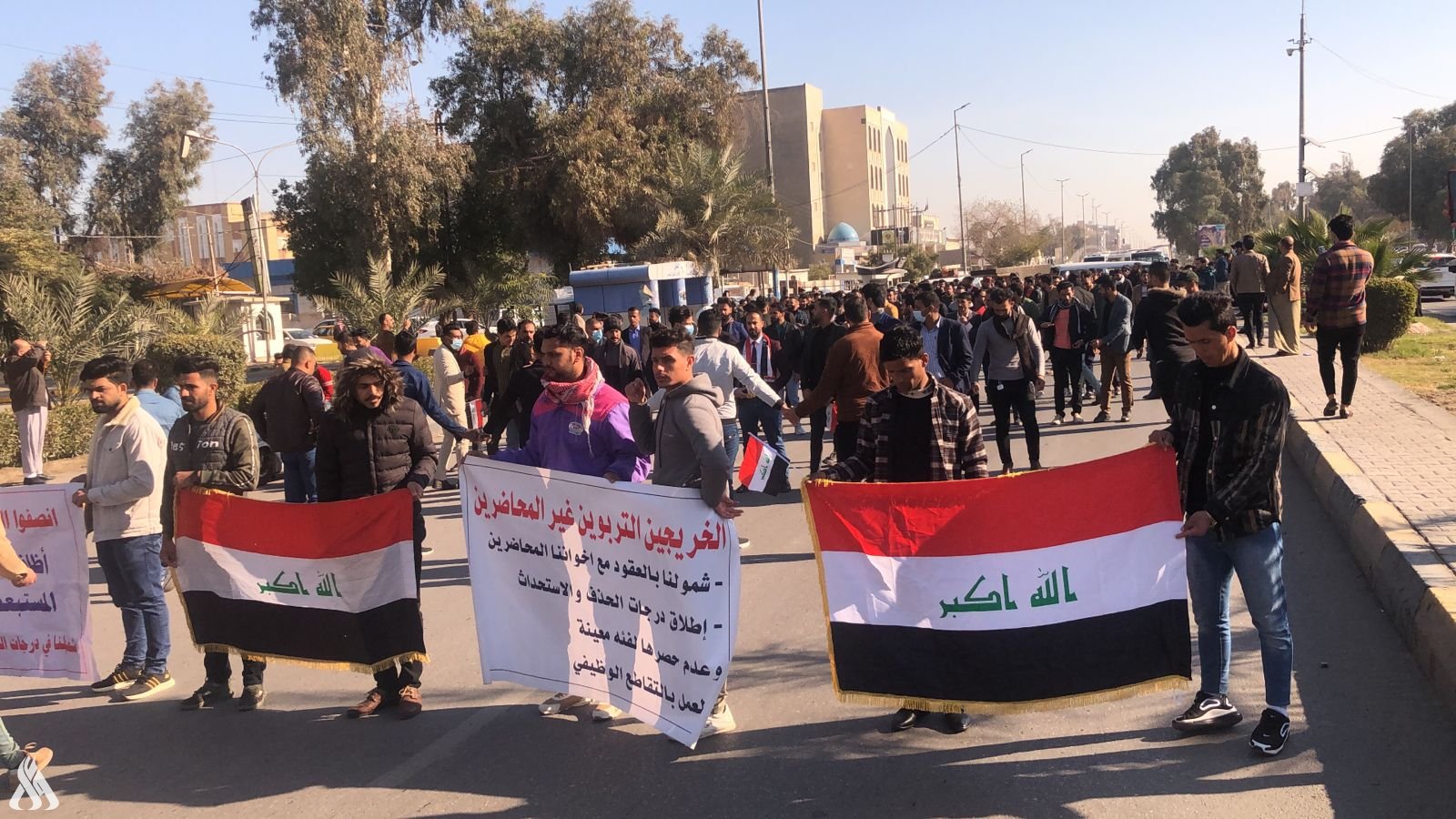 تظاهرات لخريجي التربية في النجف الأشرف للمطالبة بالتعيينات