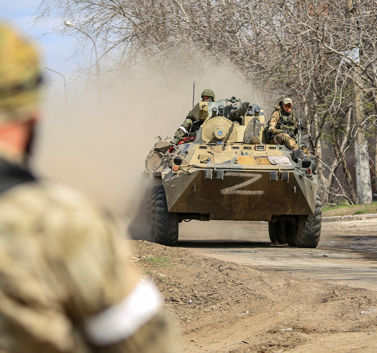 روسيا تتقدم في دونباس.. وتعلن استهداف الأسلحة الغربية بـ”ضربة كبيرة”