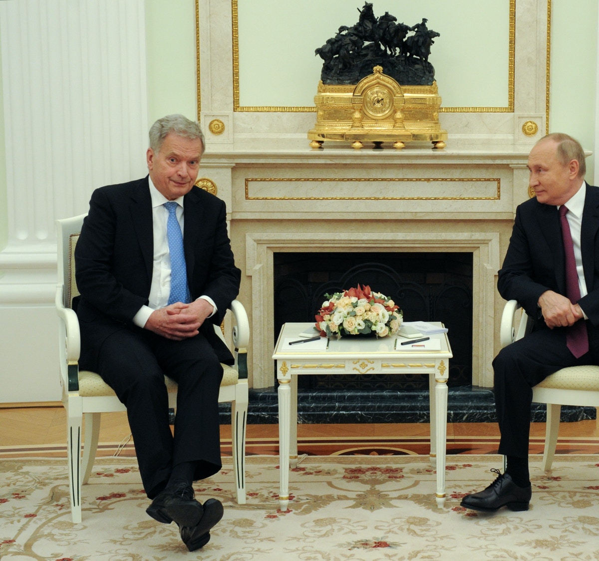 بوتين: إنهاء فنلندا حيادها العسكري سيكون “خطأ”