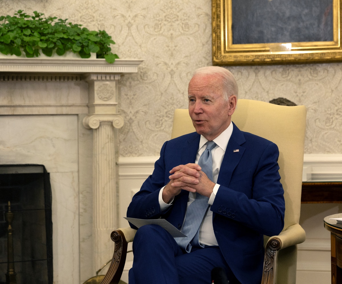 بايدن: الولايات المتحدة ستزوّد أوكرانيا بأنظمة صاروخية “أكثر تقدّماً”