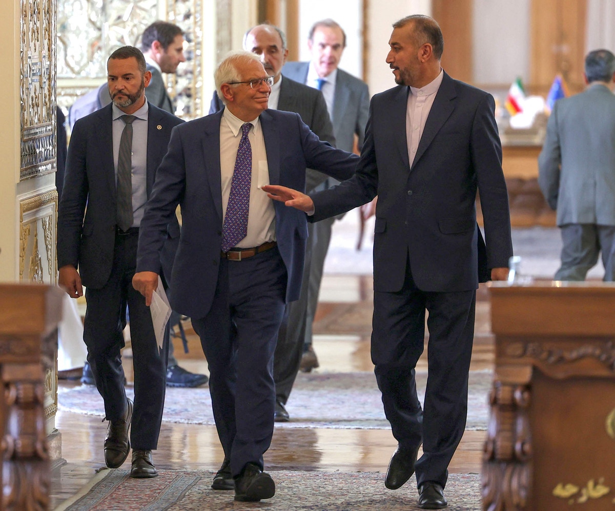 تفاؤل أوروبي بشأن إحياء الاتفاق النووي.. و”دولة خليجية” ربما تستضيف المحادثات