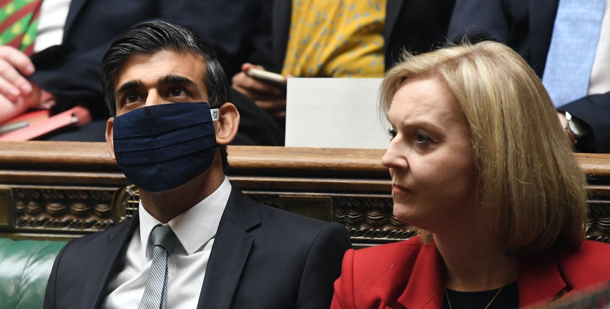 بريطانيا.. سوناك وتروس في السباق النهائي إلى داوننج ستريت