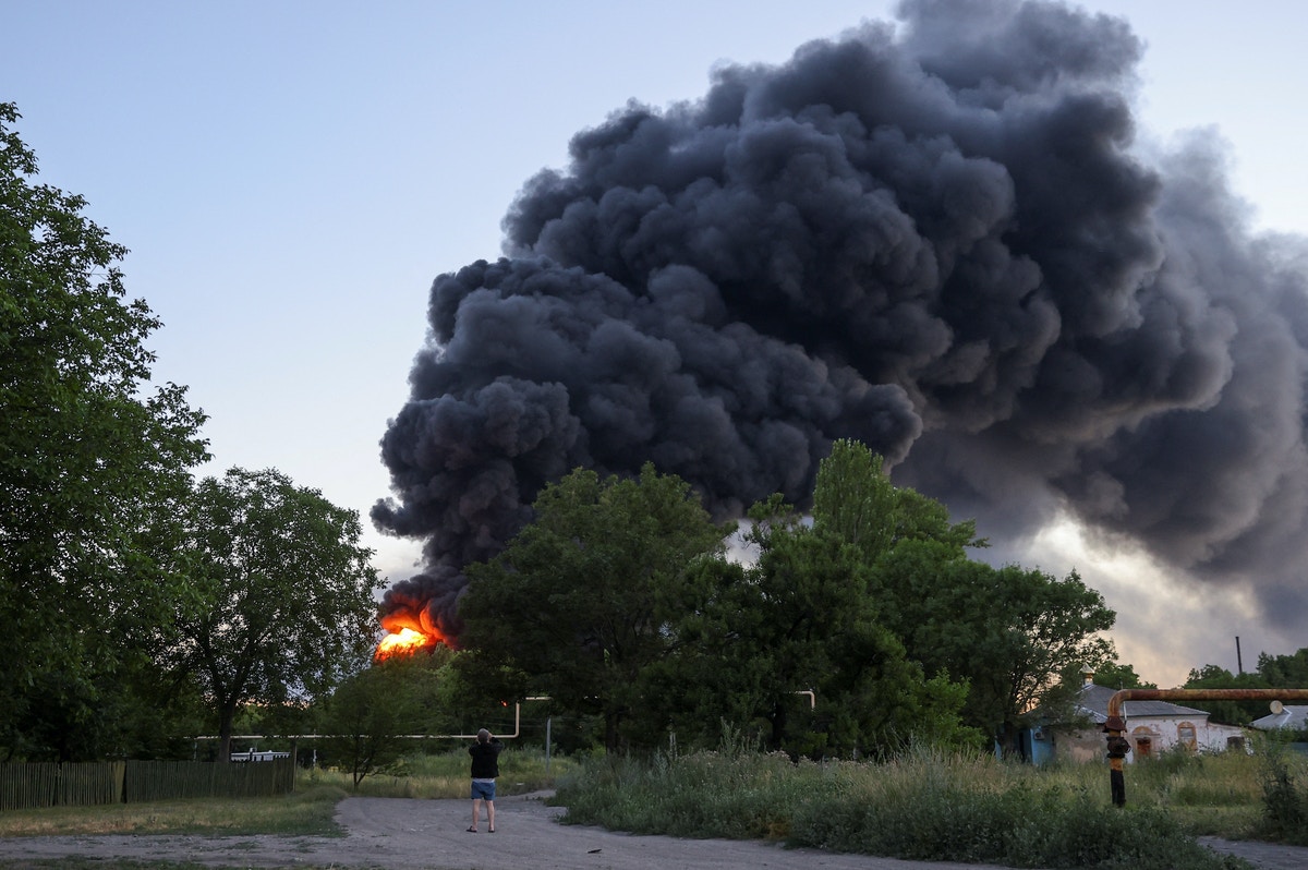 صواريخ “هيمارس” جديدة إلى أوكرانيا.. وروسيا تحشد قوات الاحتياط