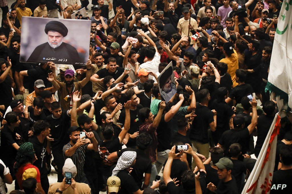 وزير الصدر: الطائفية المقيتة لا يرجى منها الإصلاح والفساد أهدر هيبة الدولة