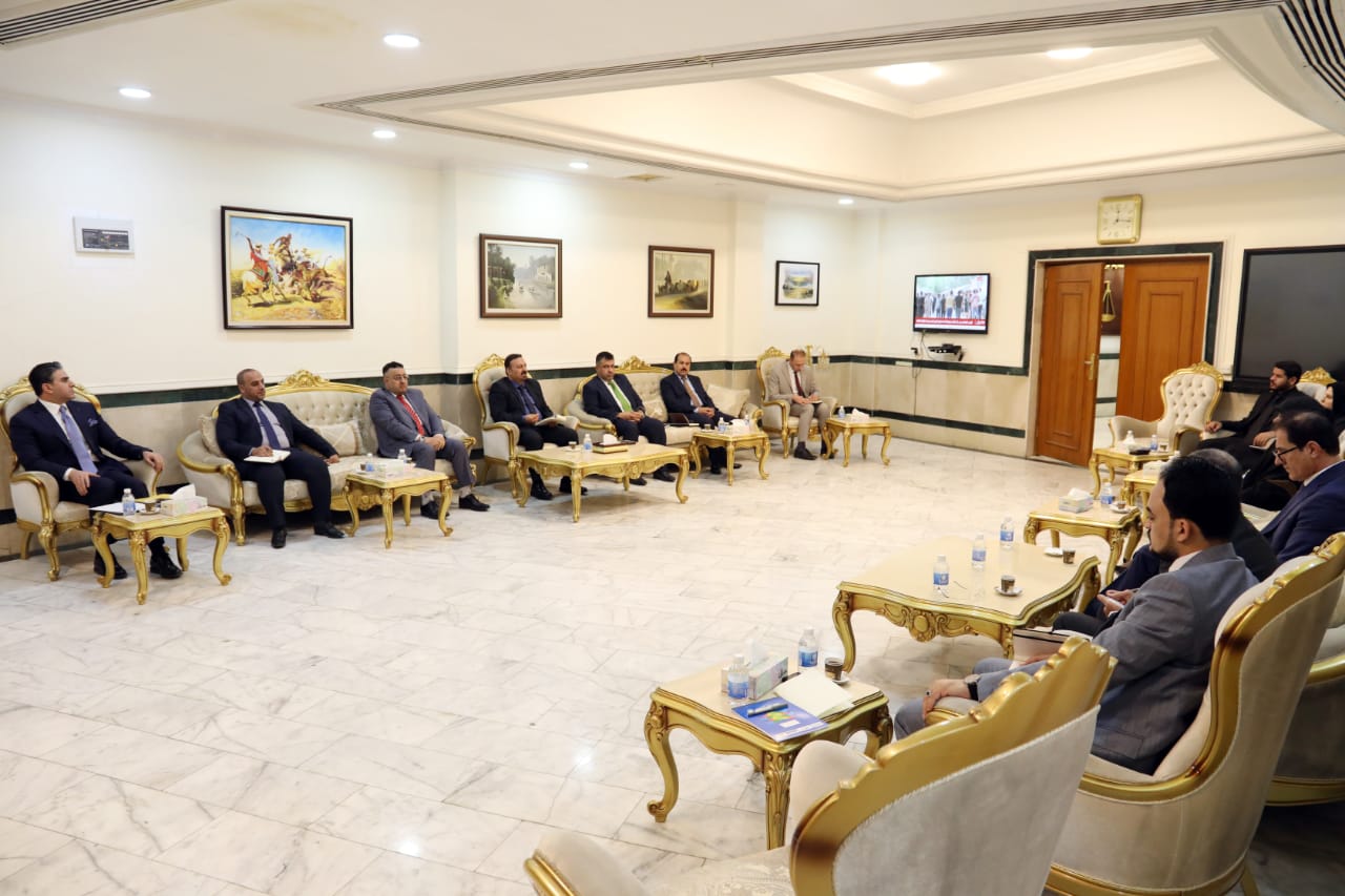 رئيس هيئة النزاهة: نحتاج لحزمة إجراءات من السلطتين التشريعية والتنفيذيَّة لتقويض الفساد