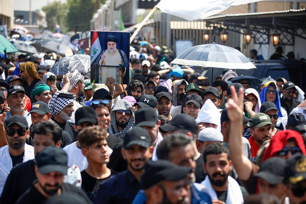 التوتر يخيم على العراق عشية مظاهرات لأنصار التيار والإطار