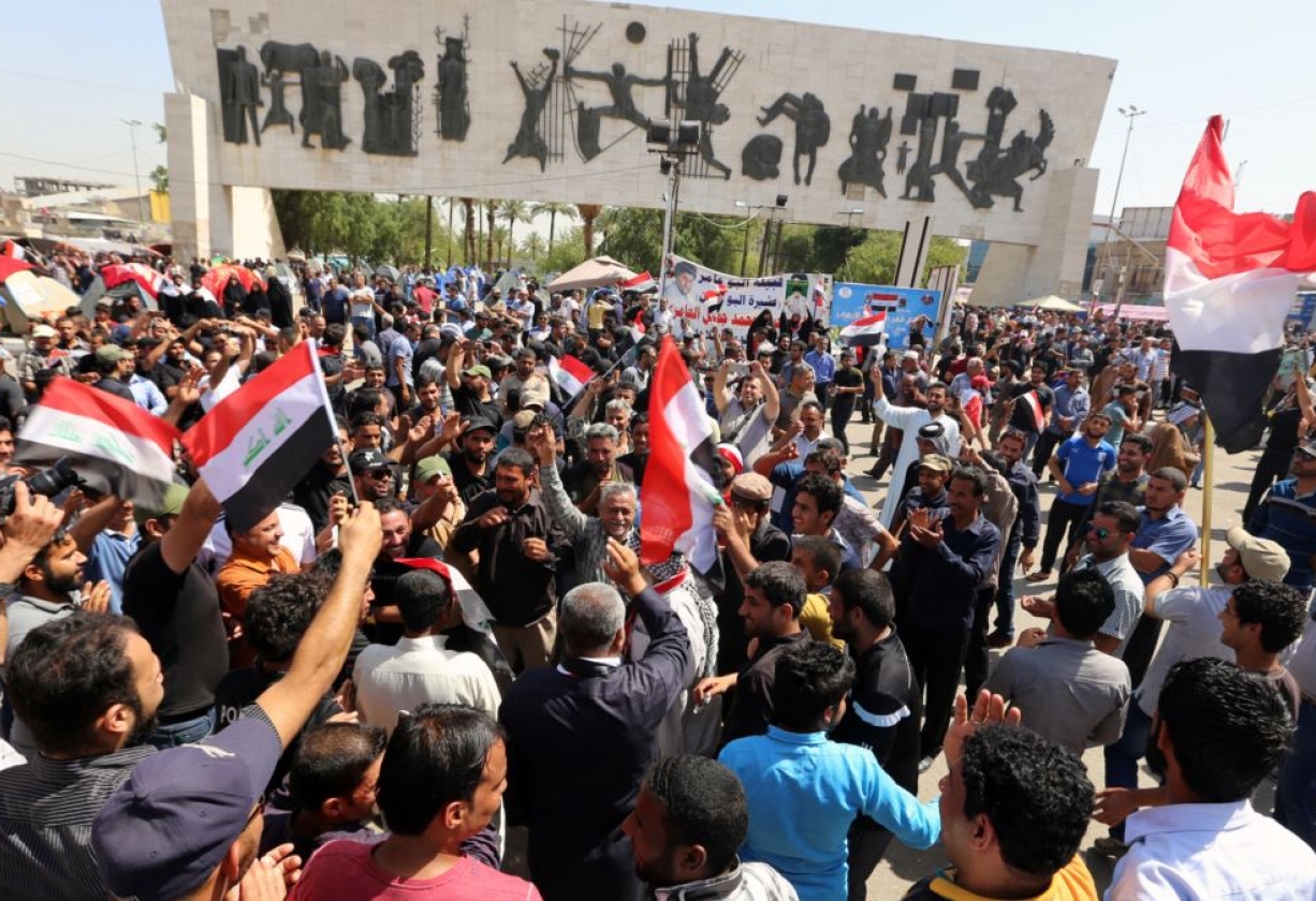 مع بدء العد التنازلي لذكرى انطلاقة تشرين .. القوى الاحتجاجية تعد العدة وتدعو الشعب للخروج ضد الطبقة السياسية الفاسدة