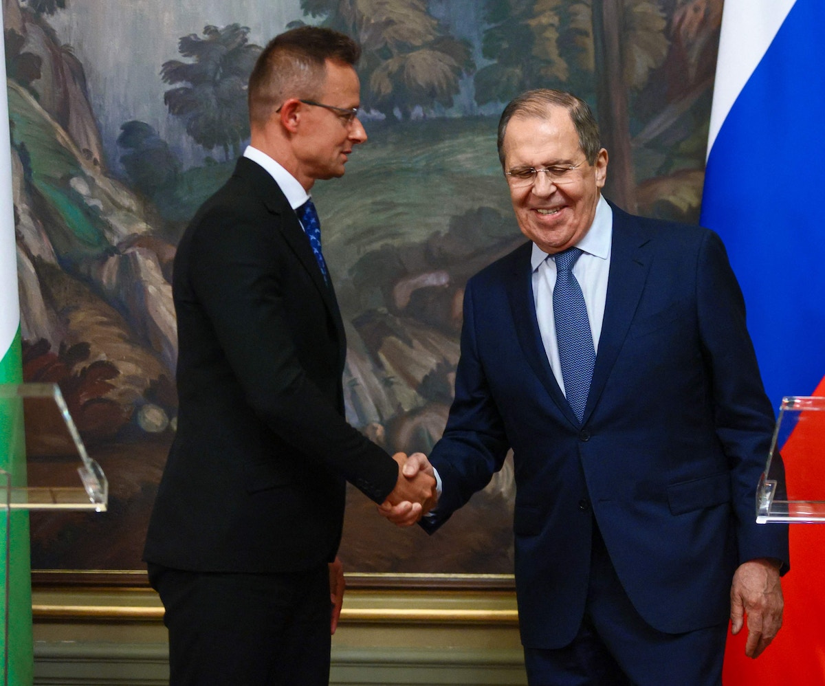 المجر تدعو أوروبا لـ”عدم التفكير” بعقوبات جديدة على روسيا