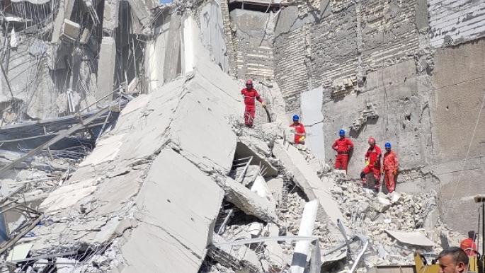 في حادث هو الاول من نوعه .. انهيار مبنى طبي وسط بغداد مكون من 4 طوابق