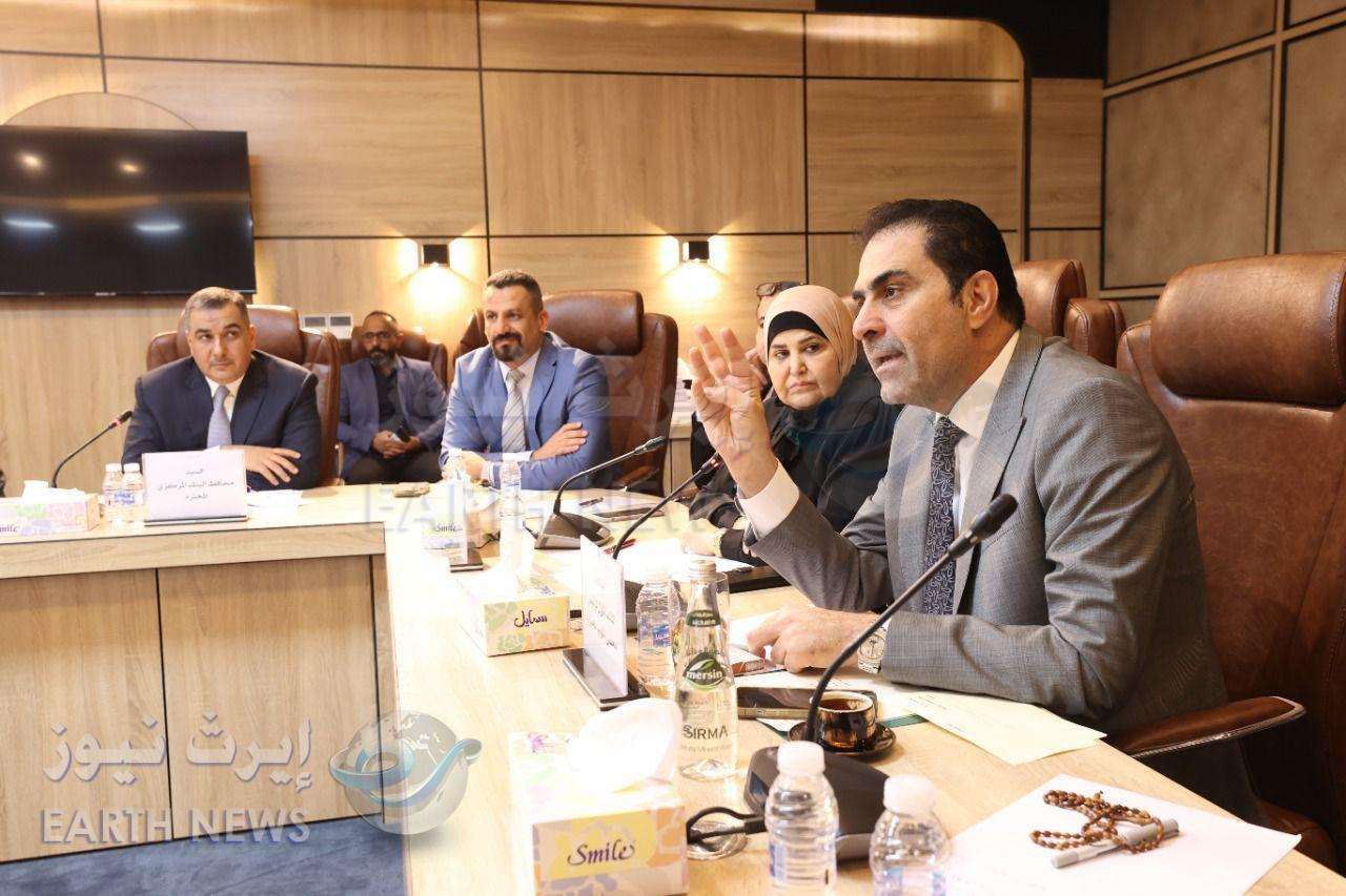 النائب الأول لرئيس البرلمان يمهل البنك المركزي اسبوعاً واحداً للإجابة عن تساؤلات اللجنة المالية