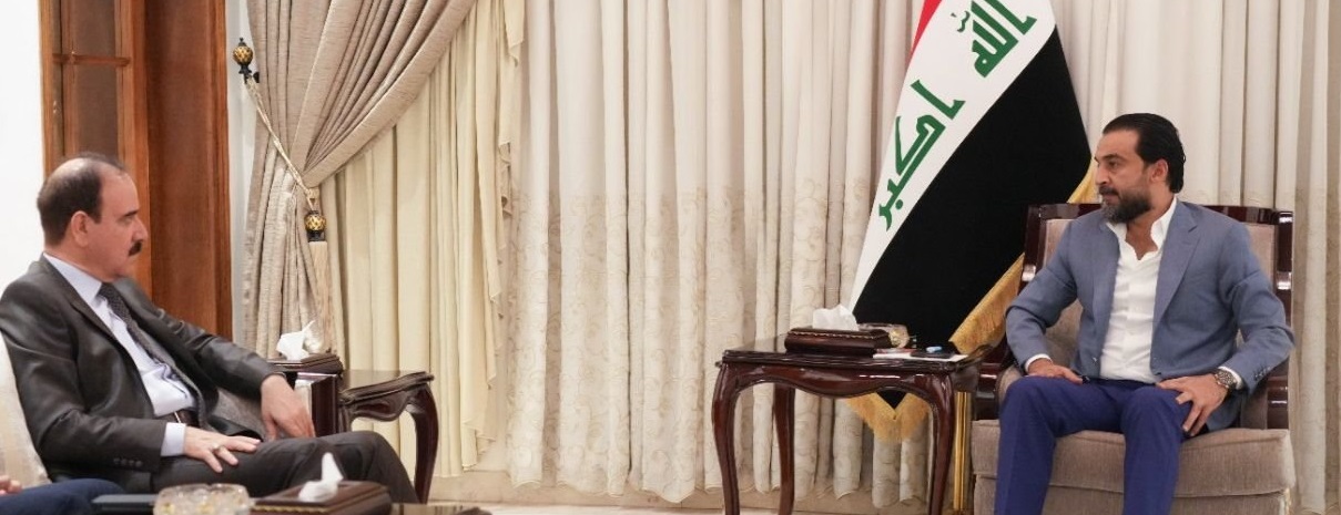 استكمالا لمنهج المحاصصة .. الحلبوسي يستقبل ممثله لادارة الوقف السني