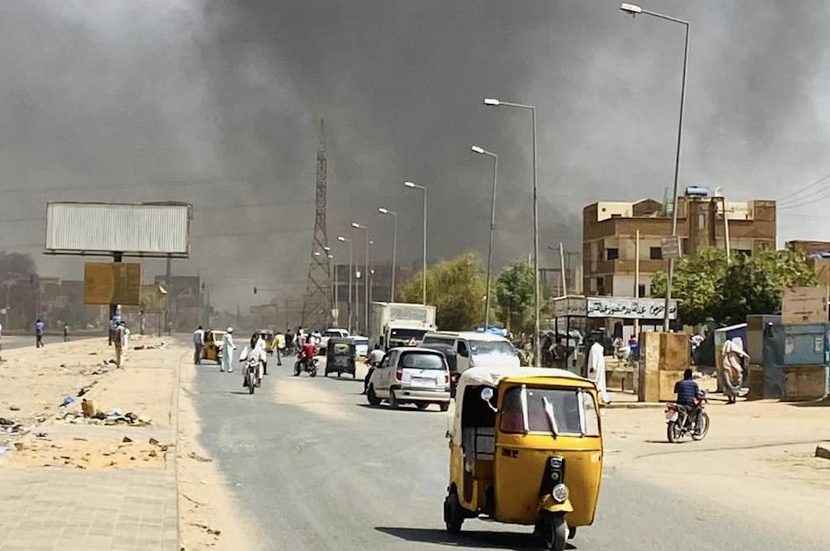 اشتباكات مسلحة بين الجيش والدعم السريع في السودان