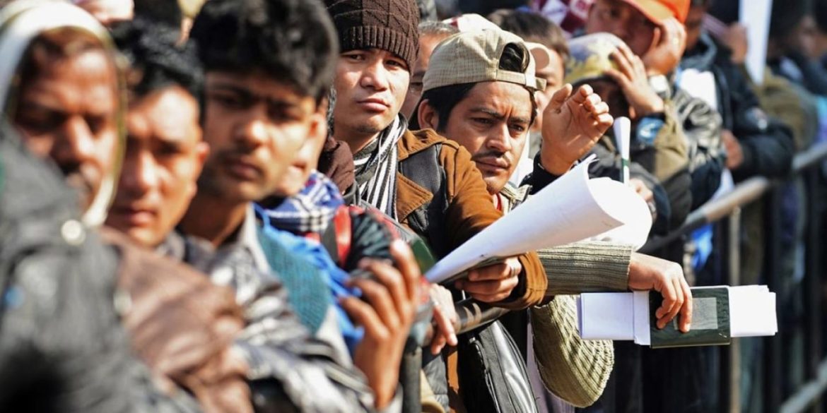 قوات حرس الحدود تلقي القبض على 1000 متسلل أجنبي