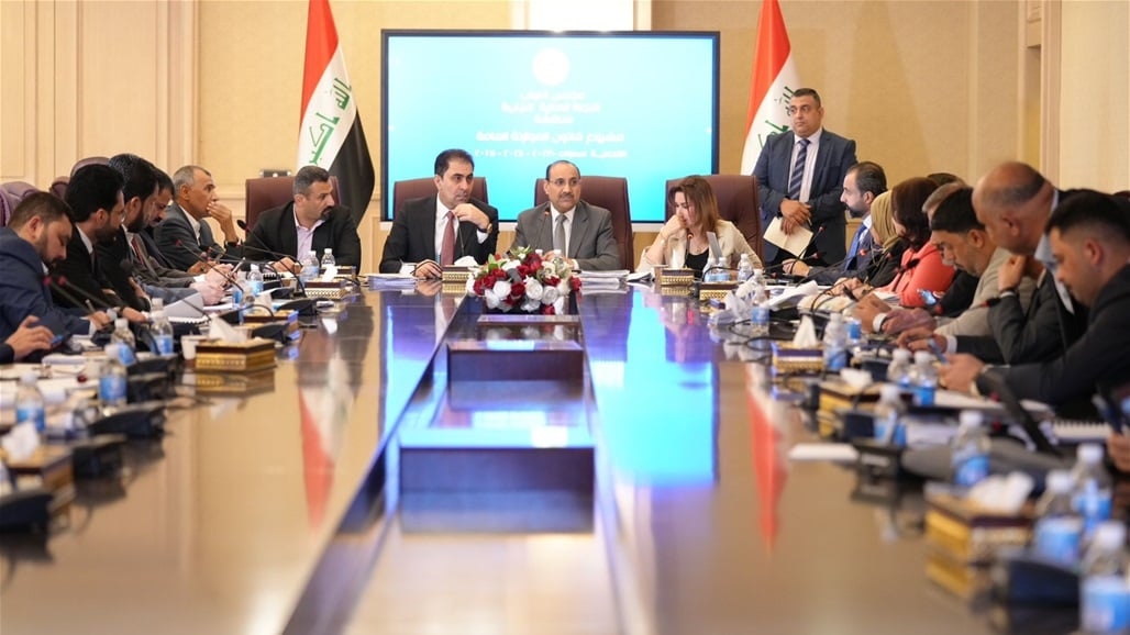 لعدم امتلاكها صلاحية التعديل.. اللجنة المالية النيابية تفشل بخفض عجز الموازنة وتكتفي بالمناقلات