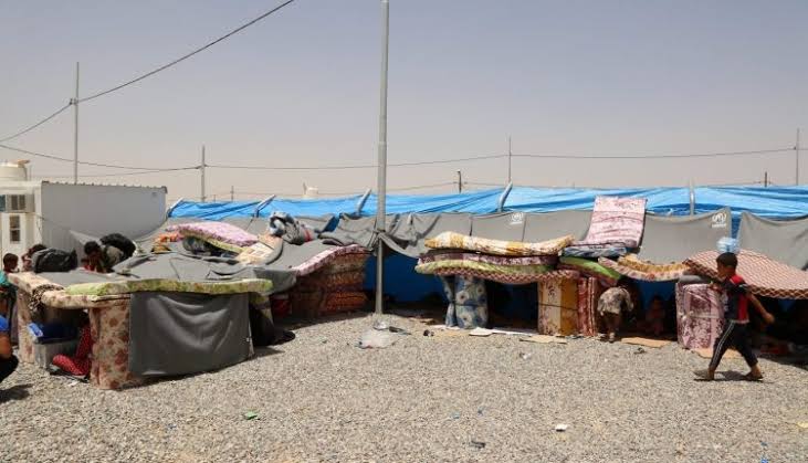 قوة من الجيش تفرض طوق حول مخيم مخمور للسيطرة عليه