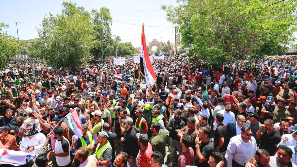 الثاني من حزيران المقبل موعد التظاهرات المطالبة بتعديل سلم الرواتب