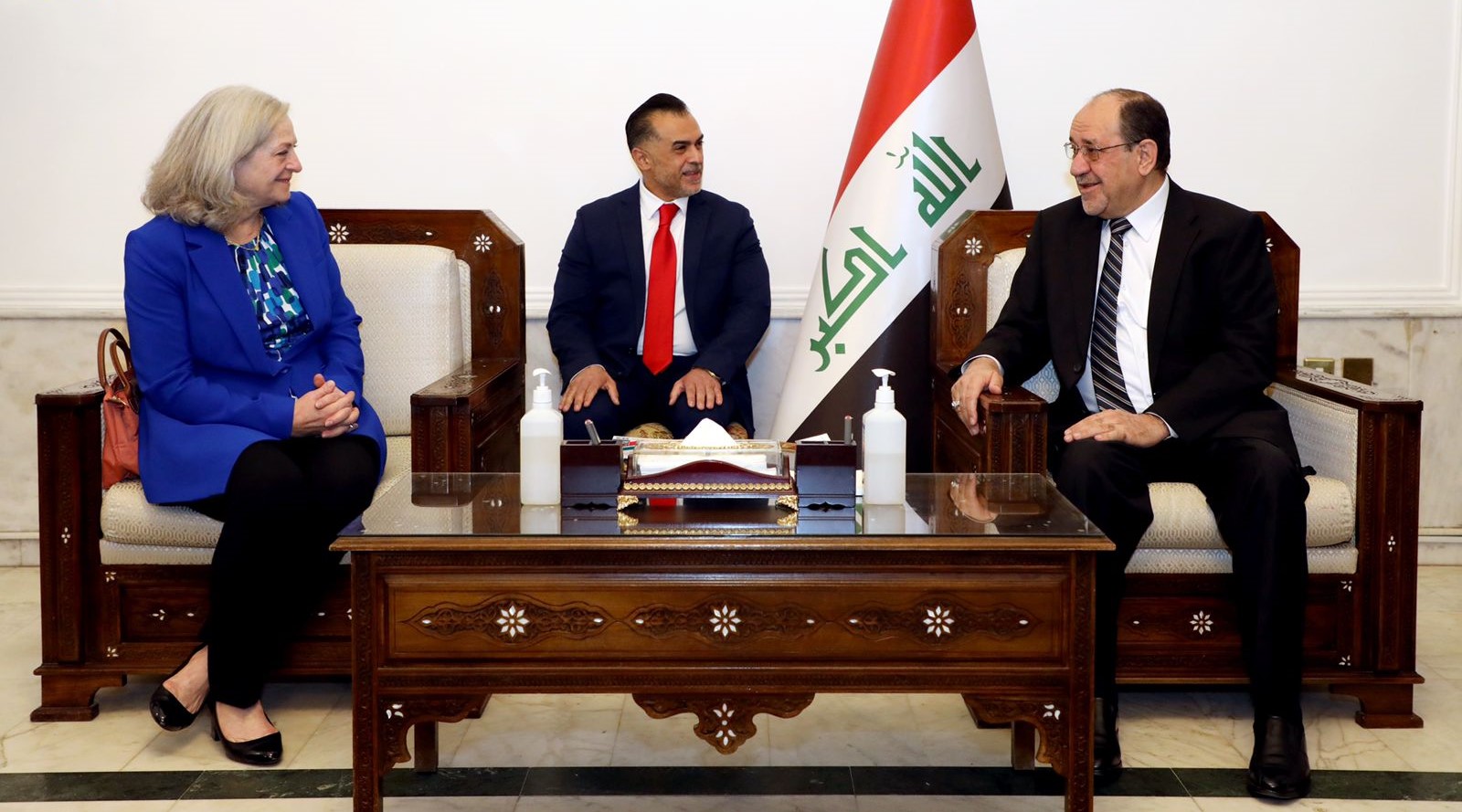 المالكي يلتقي السفيرة الامريكية  بعد ايام من الدعوة لايقاف تحركاتها