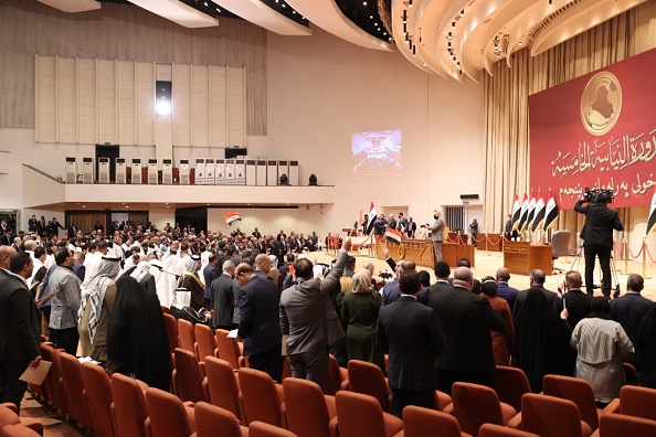 متجاهلة الخسائر اليومية .. بغداد تشتري انتصارا معنويا على الإقليم