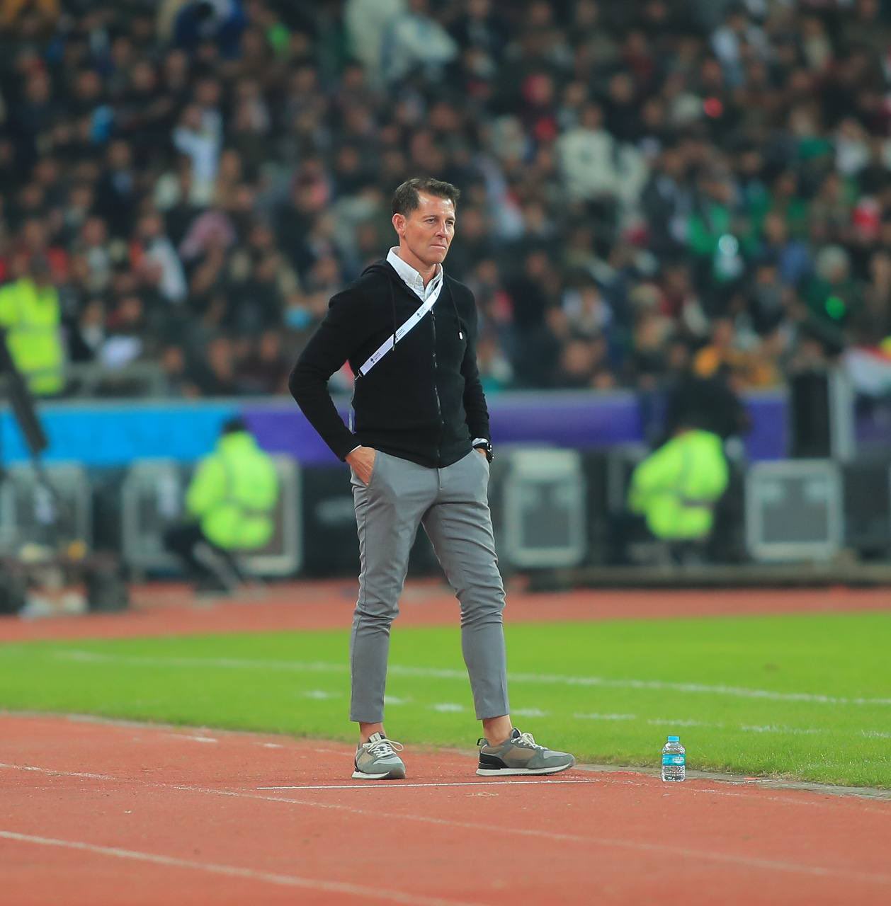 المدرب كاساس يبدي سعادته بالاداء الرجولي للاعبي المنتخب الوطني