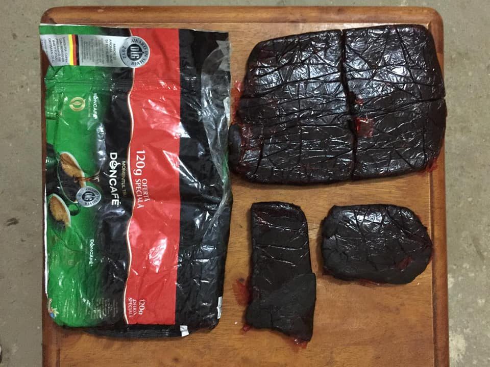 القبض على تاجر مخدرات بحوزته 5 كيلوغرامات من مادة الحشيشة