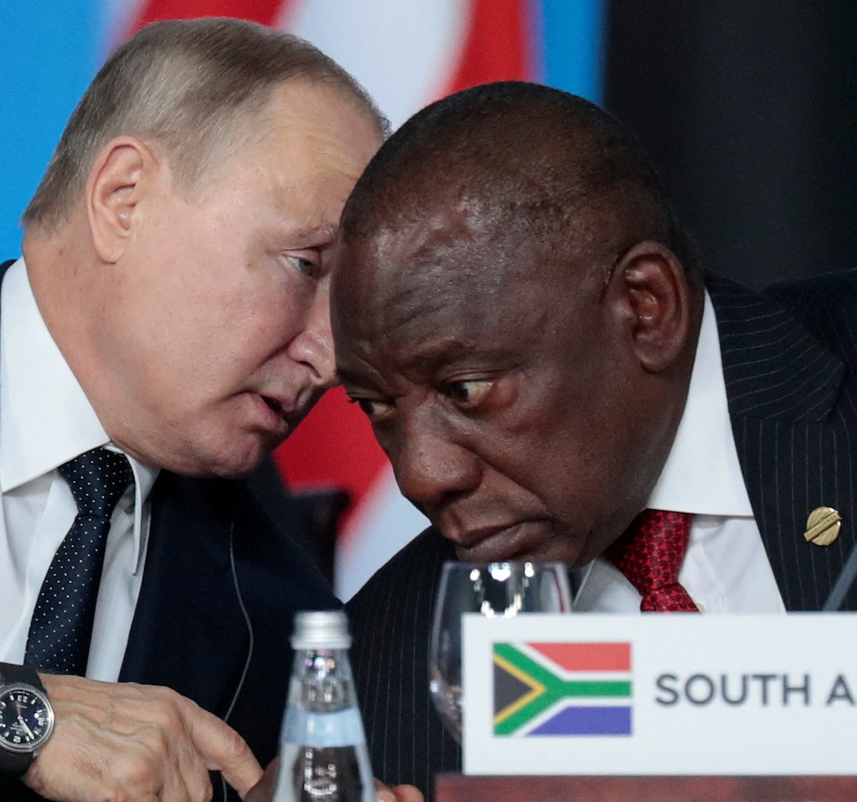 بوتين يرحب بضيوف قمة “روسيا- إفريقيا”: سنساعد شركاءنا بكل السبل