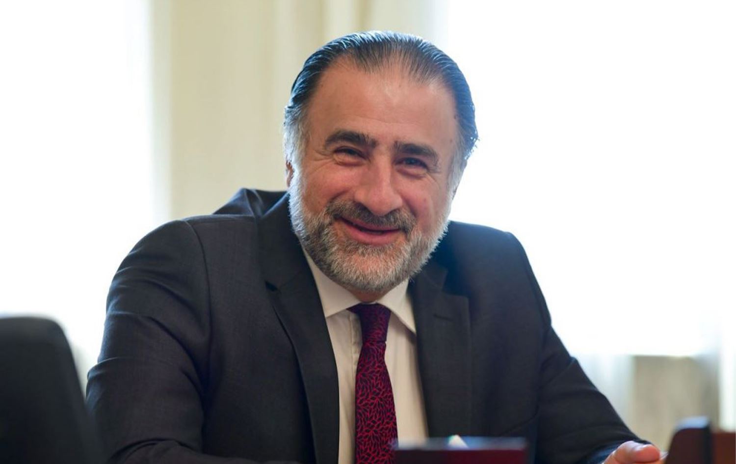 مستشار السوداني : لم يتم تعليق أنشطة إريكسون السويدية