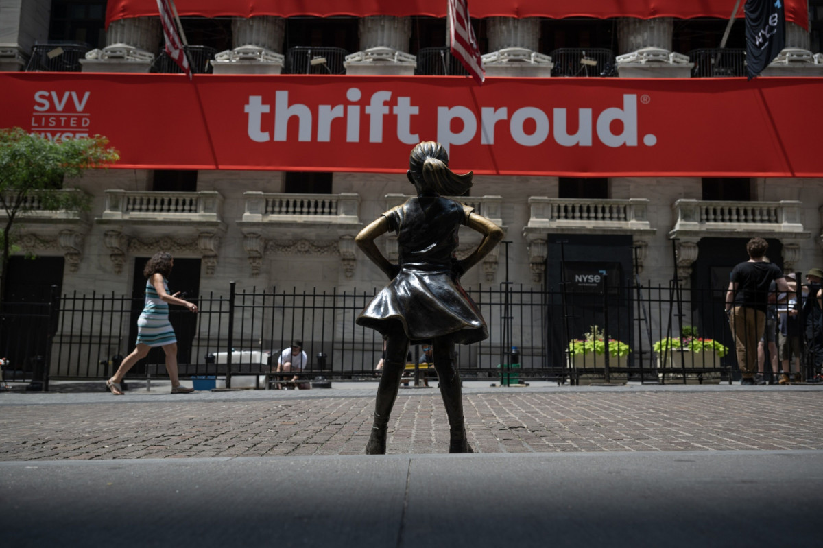 انتكاسة في وول ستريت تحد من حماس مستثمري السندات الأميركية