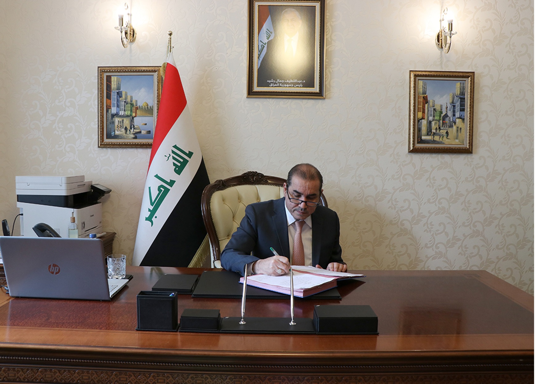 النزاهـة تستقدم السفير العـراقي الحالي في تـركيا لتضخم أمواله بصورة غير مشروعة