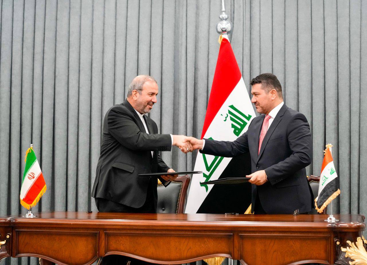 حكومة الاطار توقع اتفاق مقايضة مع طهران .. الكهرباء مقابل النفط