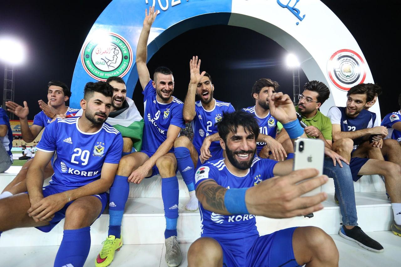 دوري الكرة الممتاز.. جماهير الدوري تودع لاعبيها بشكل مثير بعد اسدال الستار على المسابقة