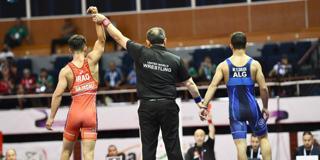 الدورة الرياضية العربية بالجزائر.. العراق يحصل على ذهبتيه الأولى بفعالية المصارعة لوزن 55 كغم