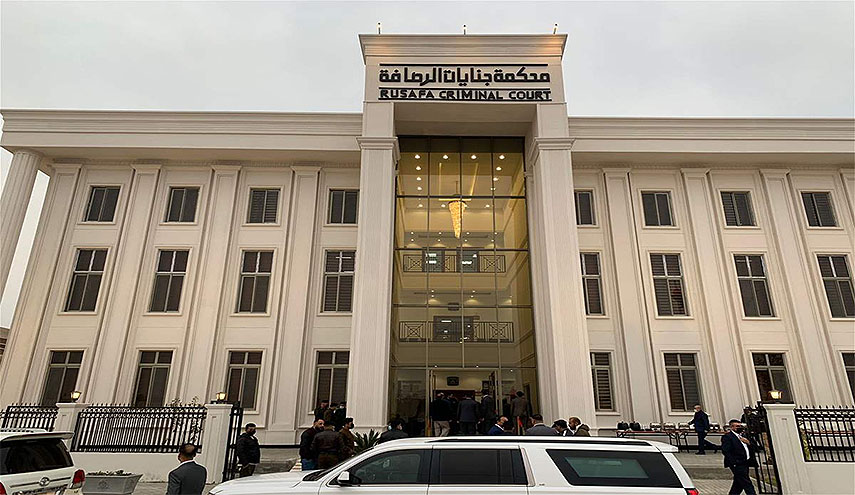 المؤبد لأربعة مجرمين قاموا بتخريب انبوب لنقل النفط في ميسان