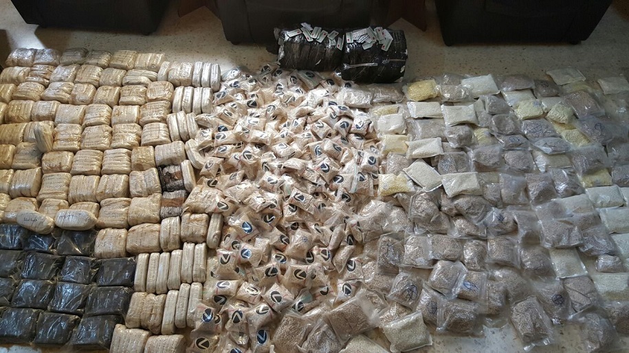 خلال حملة لها.. الداخلية تعلن اعتقال عشرة الاف تاجر مخدرات بثمانية اشهر