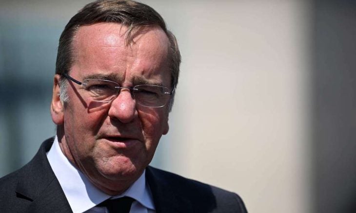 وزارة الدفاع الألمانية: إلغاء زيارة وزير الدفاع الألماني الى العراق في الدقائق الأخيرة