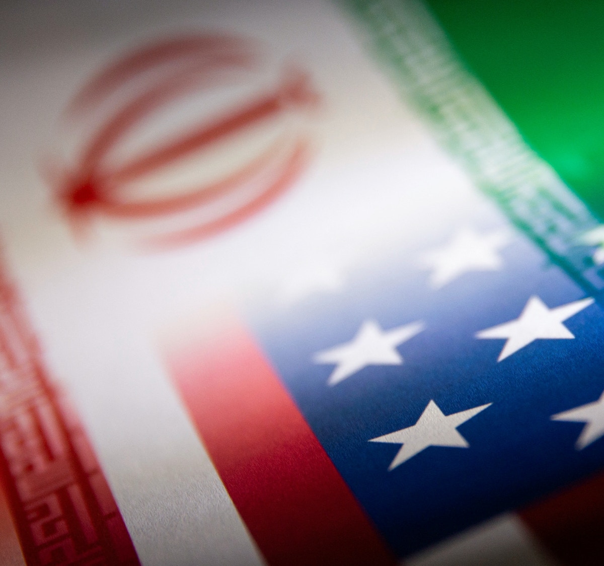 إيران تعلن بدء الإفراج عن أموالها المجمدة ضمن الاتفاق مع واشنطن