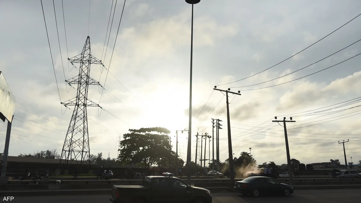 العقوبات بدأت.. نيجيريا تقطع الكهرباء عن النيجر