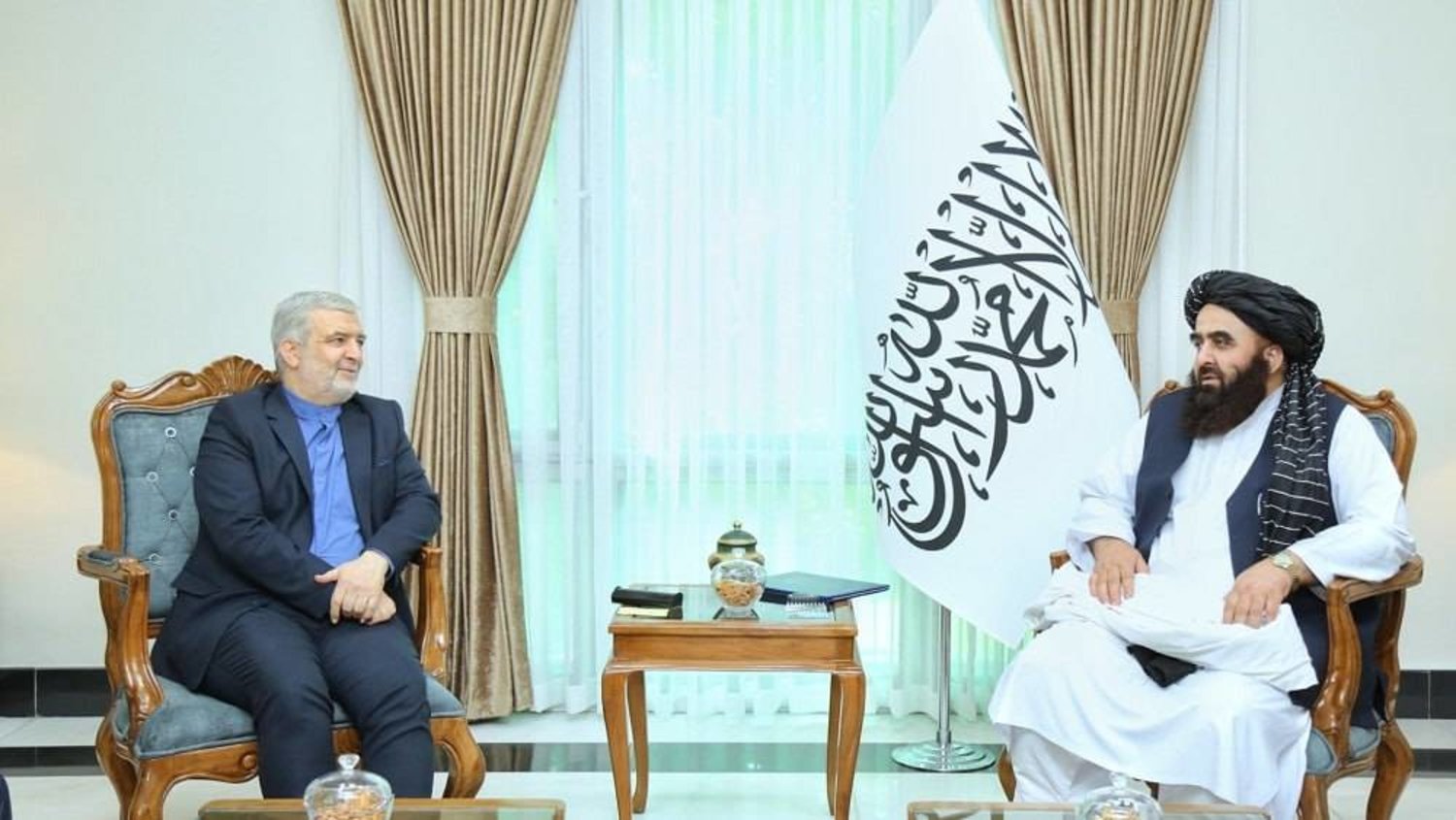 إيران تعلن عن إرسال وفد للتحقق من مصادر نهر هلمند الأفغاني