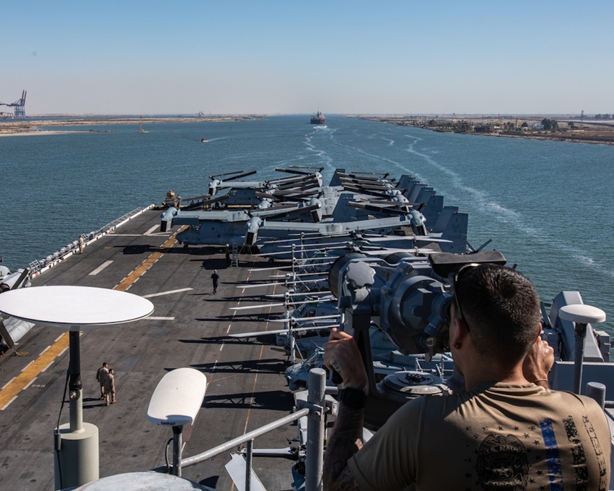 واشنطن تعزز قواتها في الشرق الأوسط بأكثر من 3 آلاف بحار وجندي