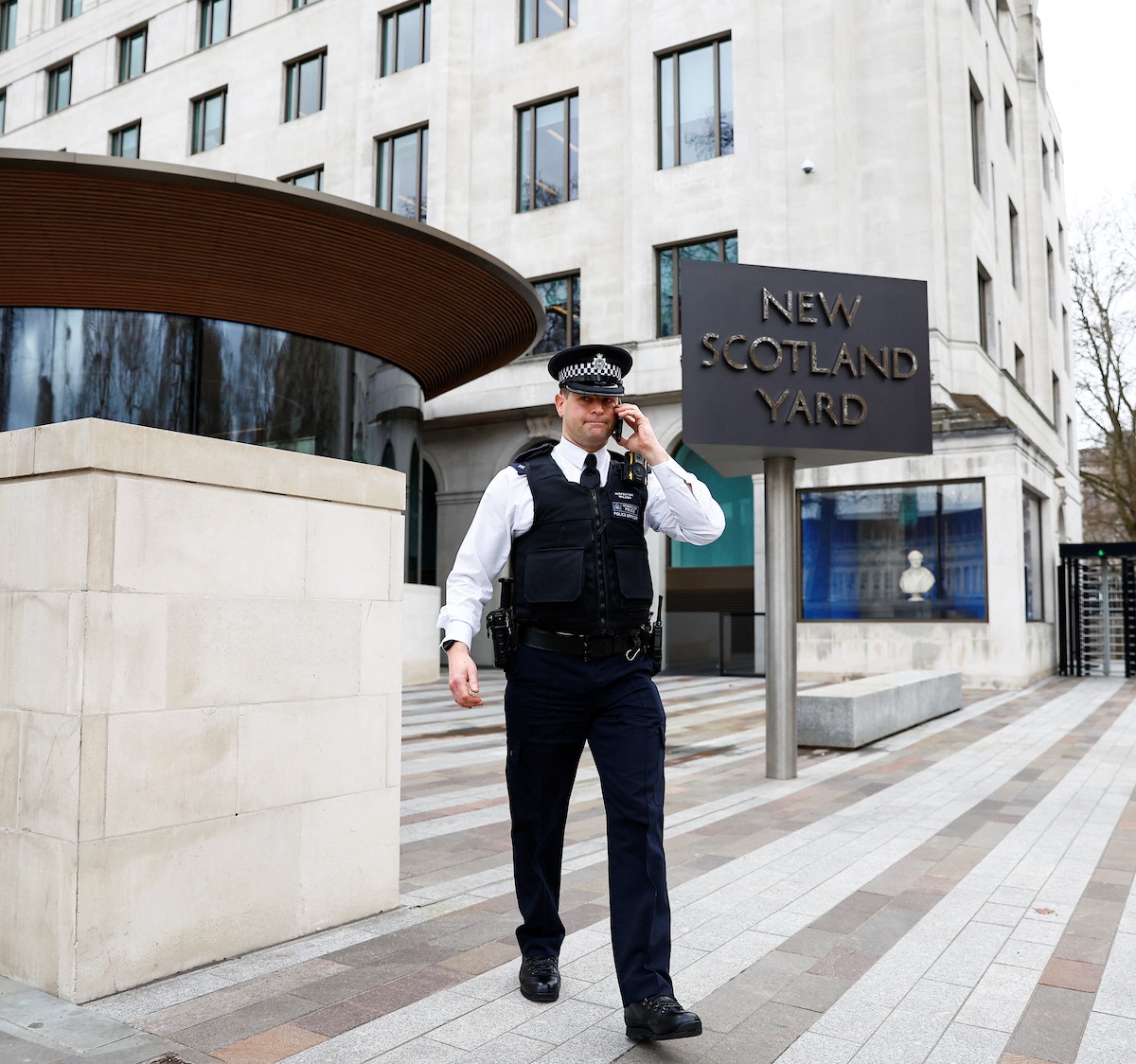 بريطانيا.. احتجاز 3 بلغاريين يشتبه في تجسسهم لصالح روسيا