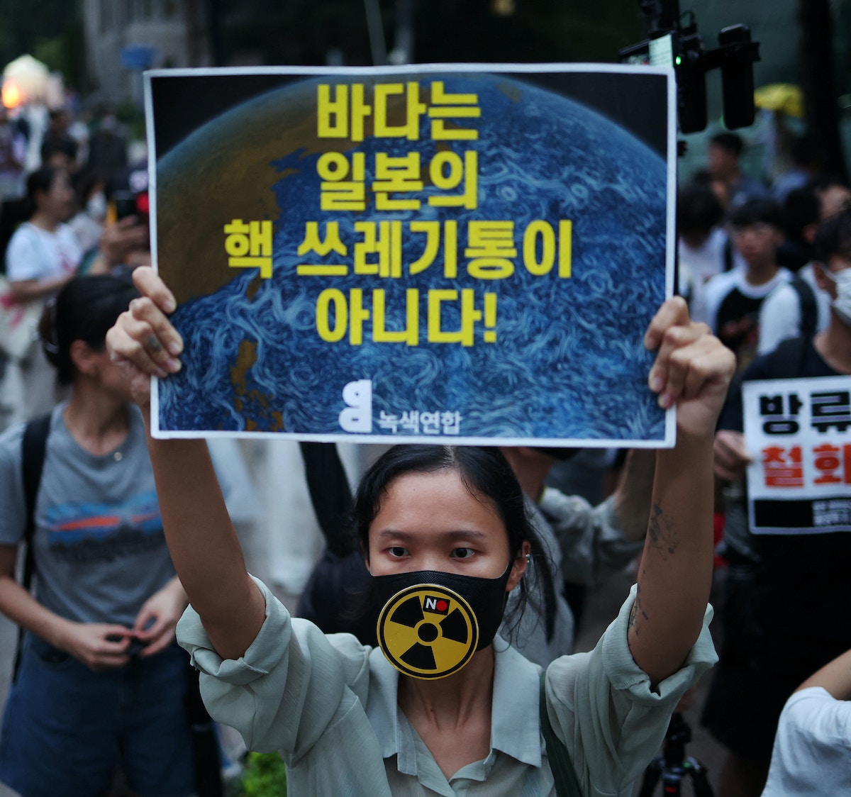 مياه “فوكوشيما” الملوثة.. لماذا تحولت إلى أزمة دبلوماسية إقليمية؟