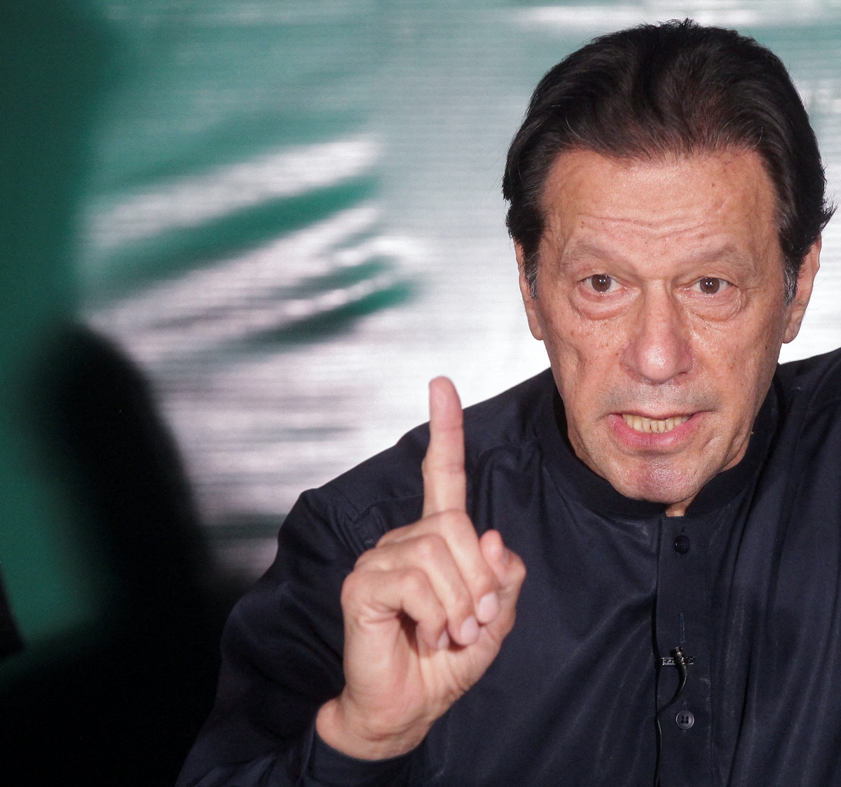 عمران خان يدعو أنصاره للتظاهر بعد القبض عليه: لا تجلسوا صامتين