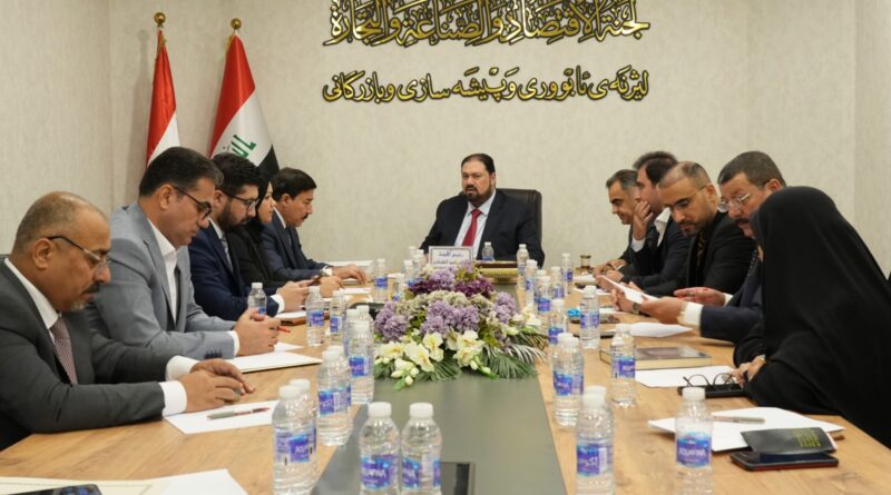 الصناعة تصرف رواتب منذ عامين لمعامل دون انتاج وتمتلك 290 مصنعا خارج الخدمة