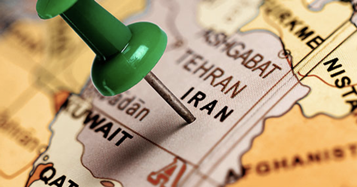 تحذيرات من مخاطر داخلية وخارجية كبيرة تهدد إيران