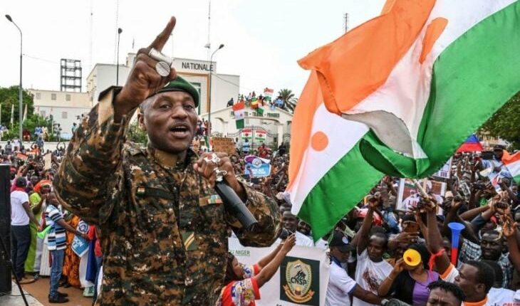 الاتحاد الأوروبي يبحث فرض عقوبات على قادة انقلاب النيجر