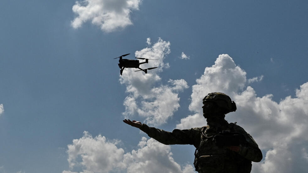 أوكرانيا تكثف الهجمات بالمسيرات على روسيا