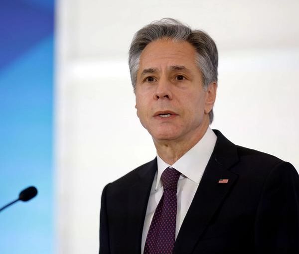 الخارجية الأميركي: لا يمكن لإيران استخدام الأموال المفرج عنها إلا لـأغراض إنسانية